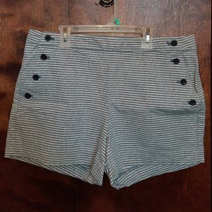 Banana Republic 4" Shorts